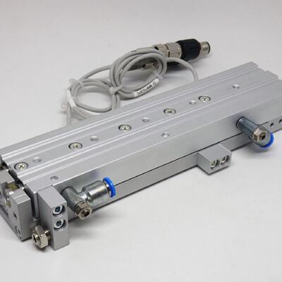 SMC MXS12100A  015  07 MPa Kompaktschlitten used