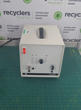 LEYBOLD MEASURING AMPLIFIER  532 00 POWERS ON SPARES OR REPA