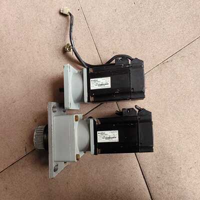 出售两台Ruking伺服电机，型号HQ5M60-40D30--议价商品