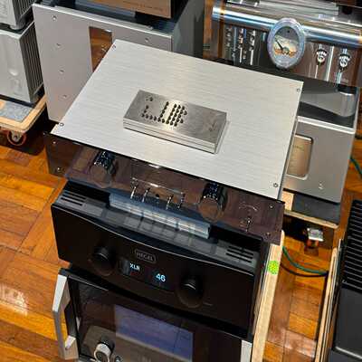 柏林之声Burmester011HIFI前级带MC唱放，(亚飞商行）