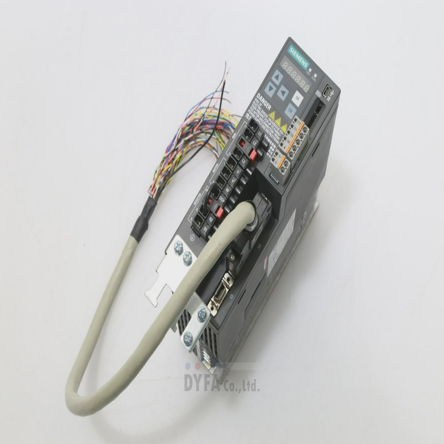 西门子SINAMICSV901P6SL3210-5FE10-4UA0交流电伺服驱动器D