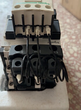 施耐德电容接触器品牌型号LC1DPKM7C全新有包装包正品议价