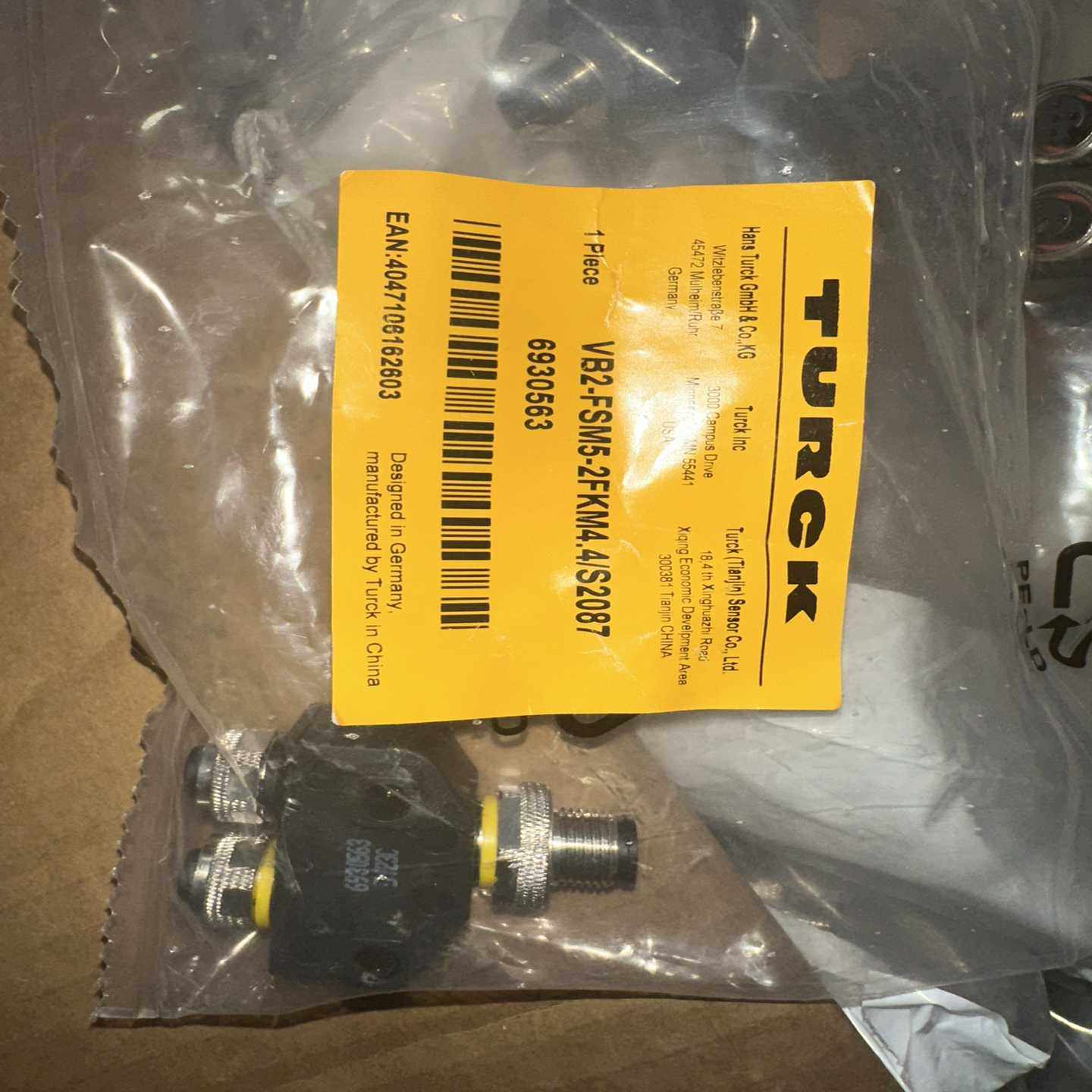 图尔克原装正品IO三通接头，型号VB2-FSM5-2FKM4--议价商品