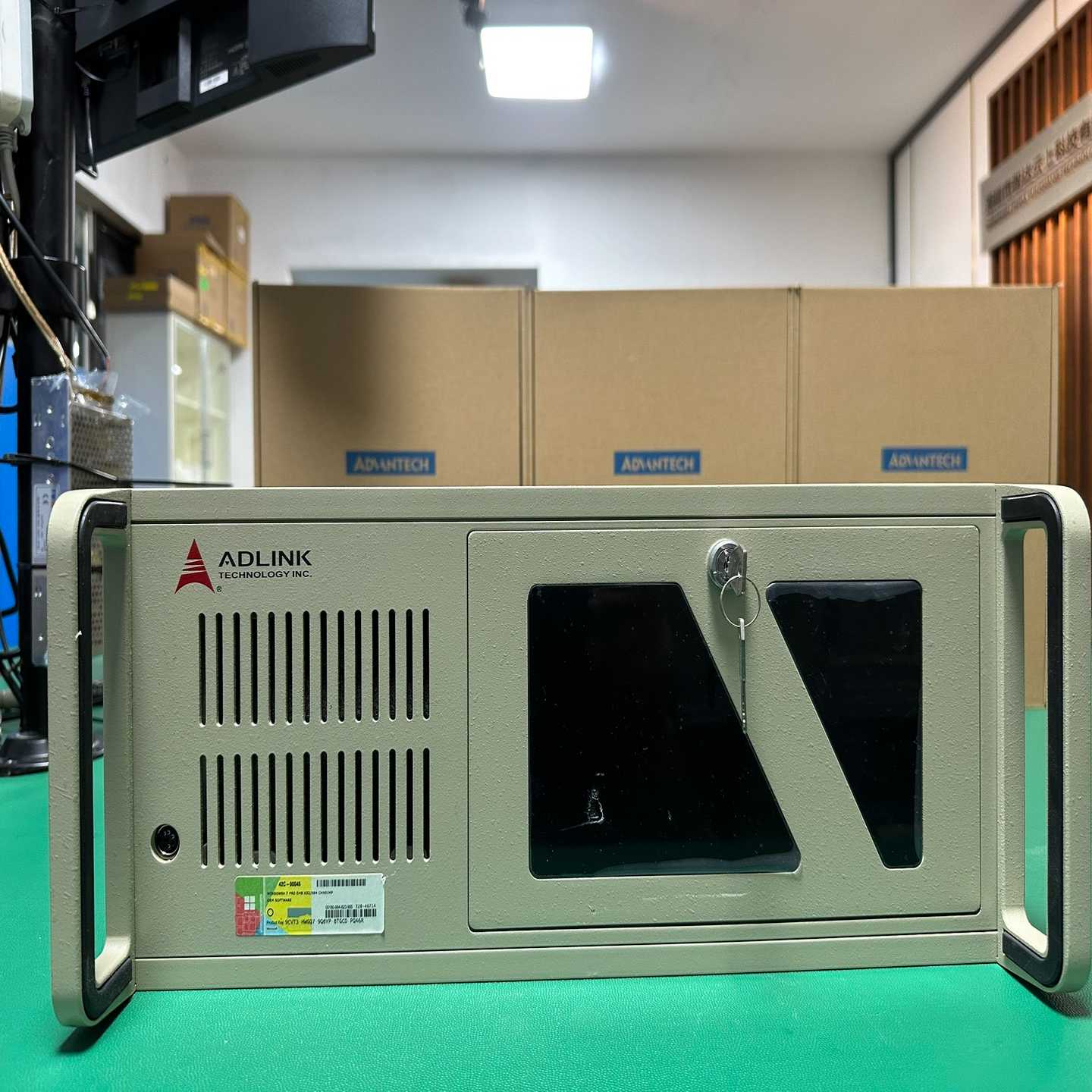 180台ADLINK凌华RK610-4U工控主机 10个pc拍前询价