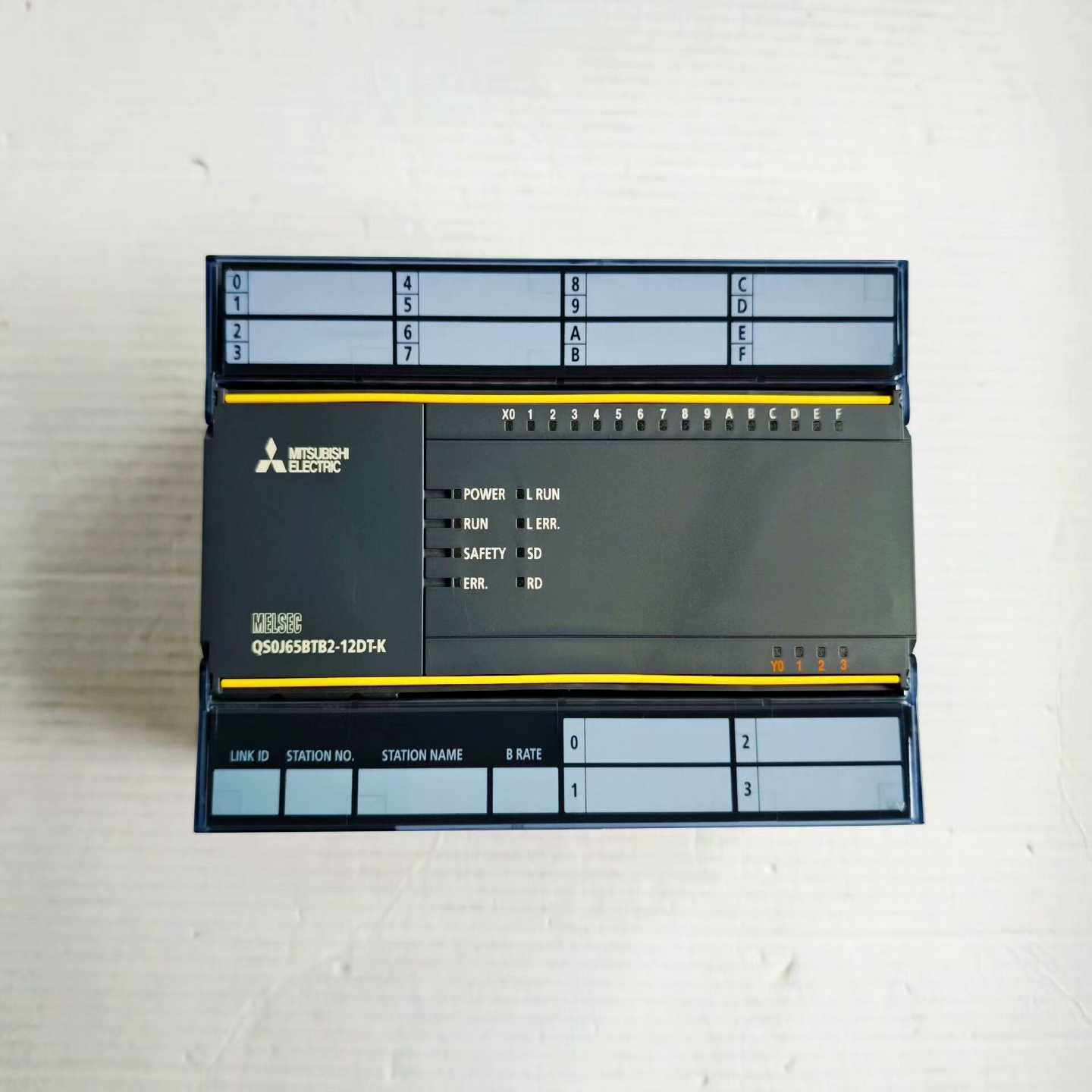 议价全新三菱远程IO模块 QS0J65BTB2-12DT-K