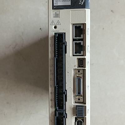 安川伺服驱动器SGD7S2R8A30A002200V