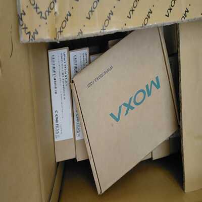 配件全新 MOXA UPORT 1130I  USB转换器 现货  原装正品议价