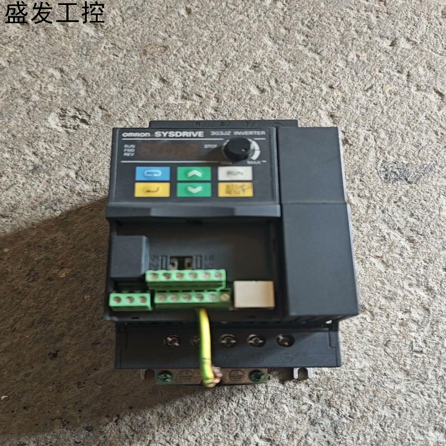 3G3JZ-A4022  欧姆龙变频器 22KW议价产品