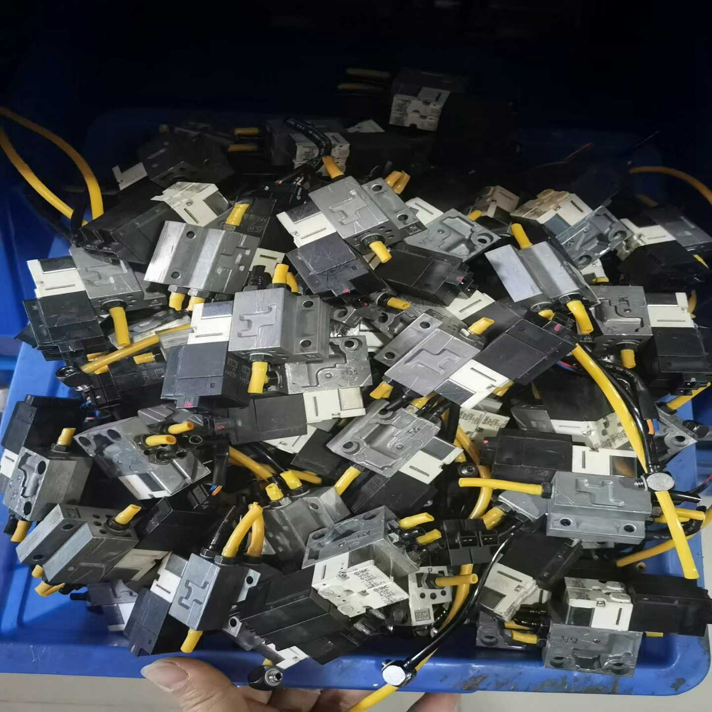 VQP0151-5M0-X1电磁阀大量供应!大概有300个!--议价商品