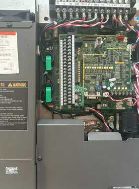 日立UAX2电梯富士变频器HELG7F-4V8-11原装现--议价商品