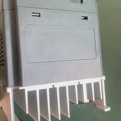 询价-欧陆变频器EV5100015GS2一外破损