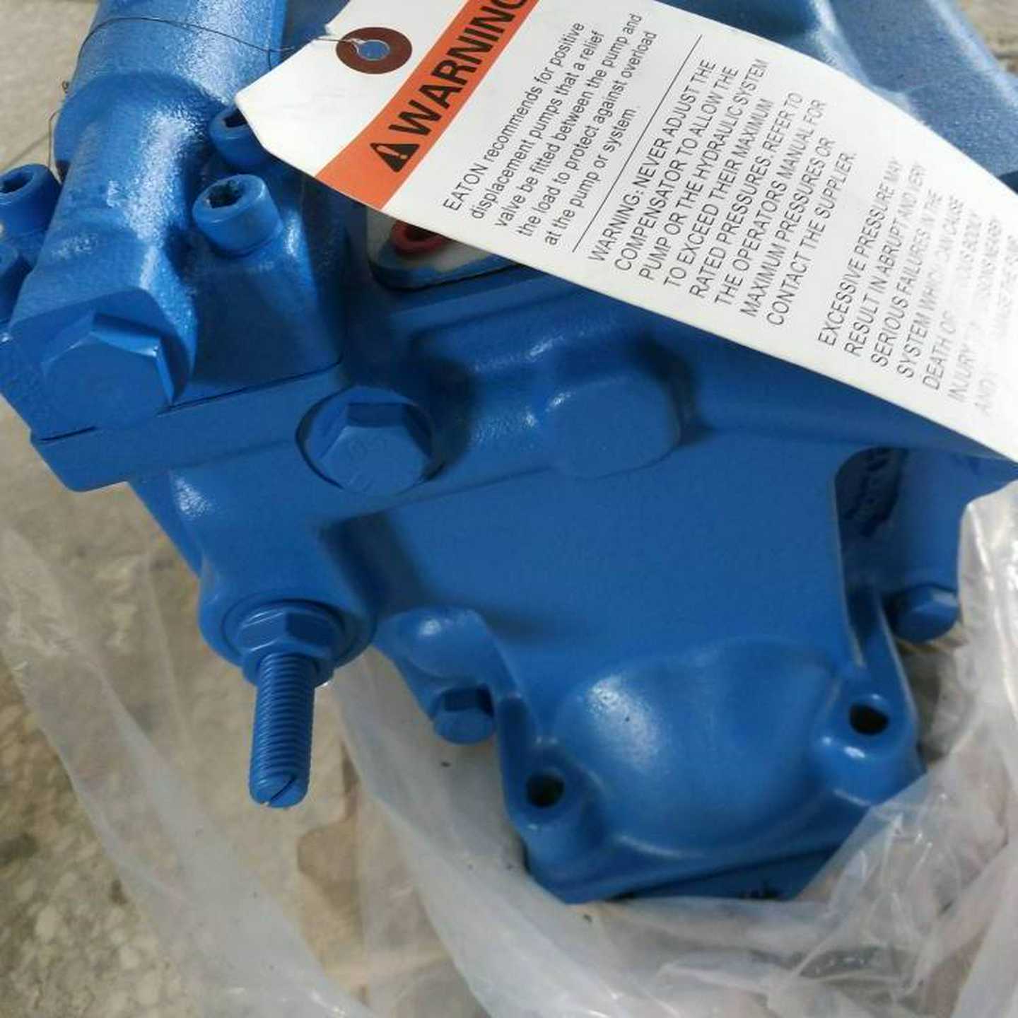 PVH057R02AA1C0E252007001001AE01士叶片泵***