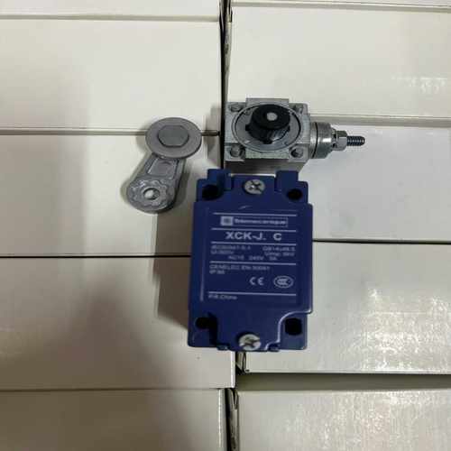 施耐德:行程开关XCKJ10513C--议价商品