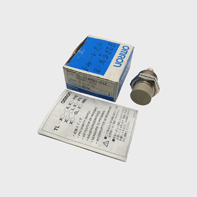 Omron TLX18MB1P1E Nherungsschalter 1224 VDC unusedOVP