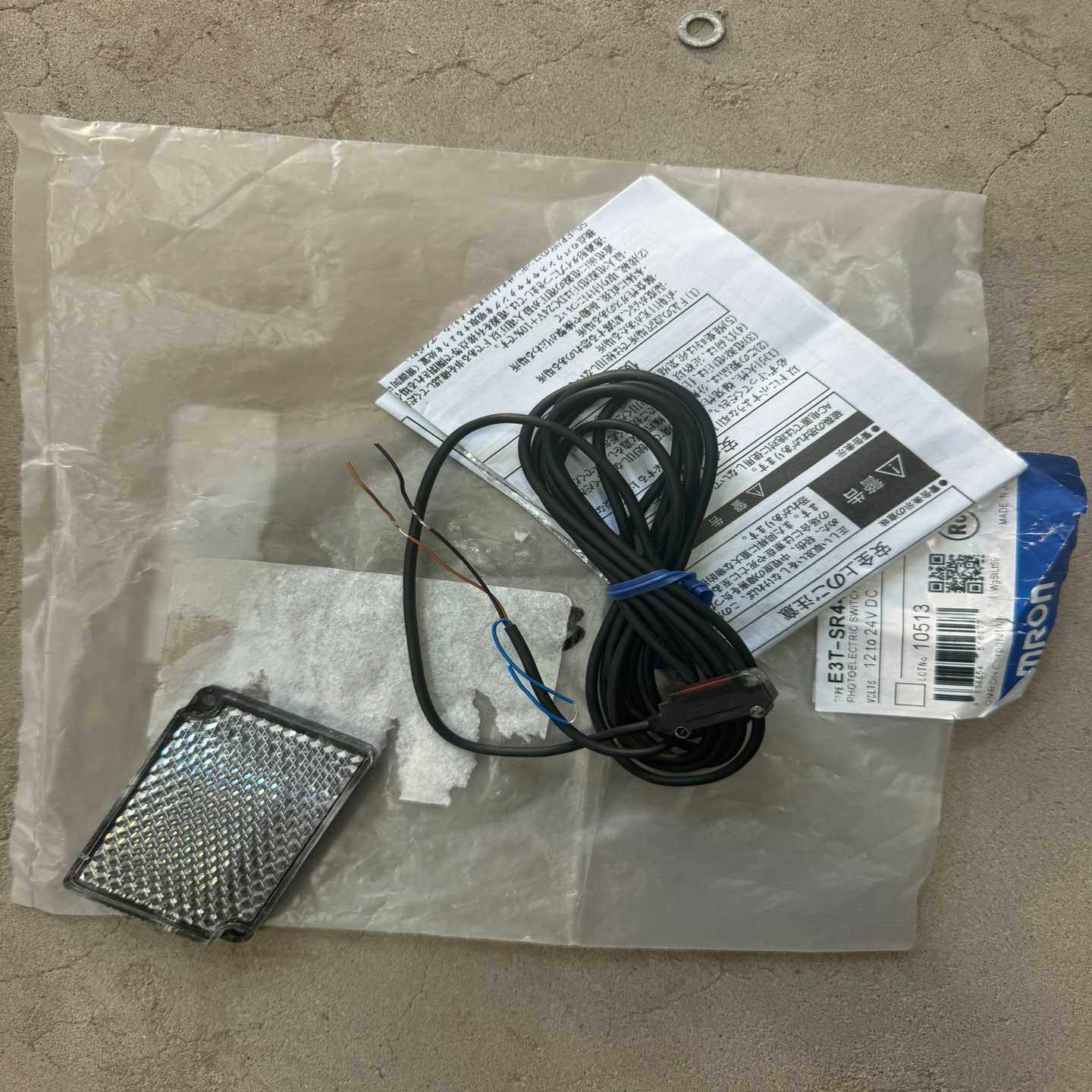 日本E3T-SR44传感器全新库存，实物拍摄。{议价}