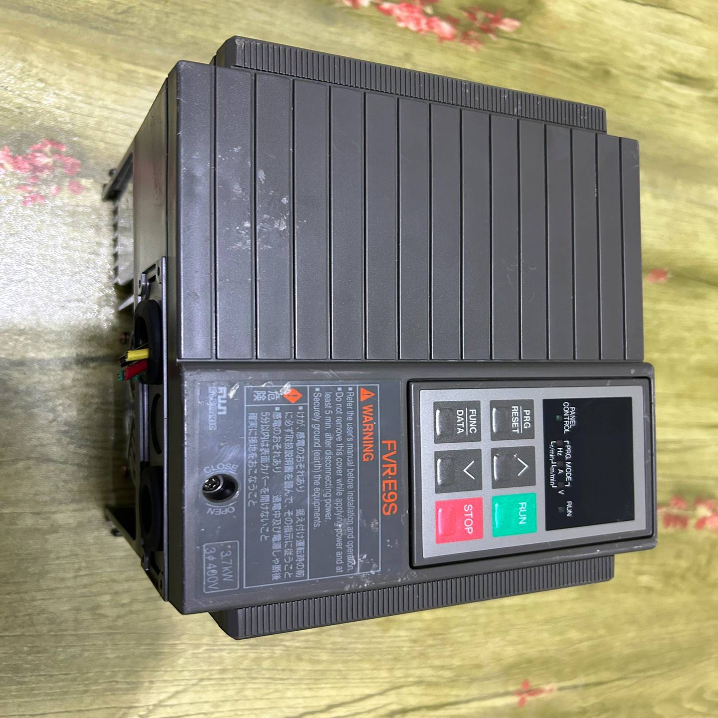 富士FVR3.7E9S-4JE3.7KW输入38--议价商品