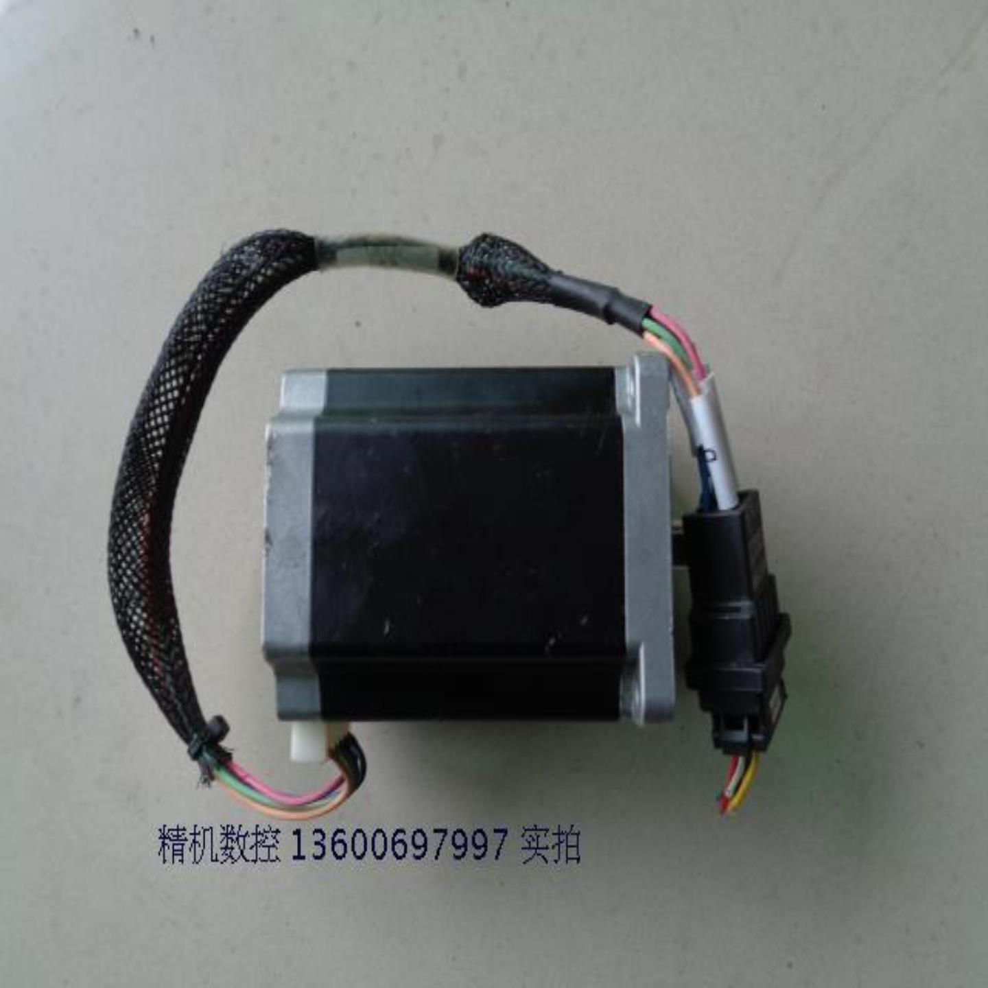 特价出售   日本东方60系列五相步进电机A8801-9215V 测试询价