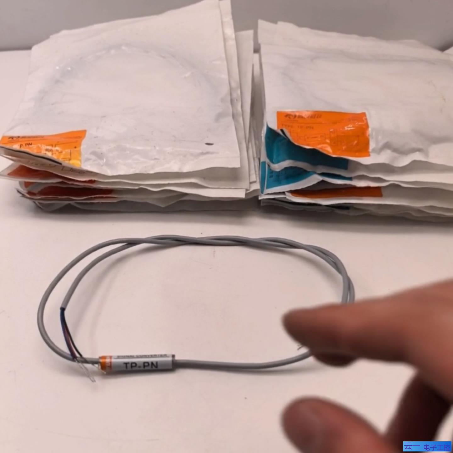 腾原科技TP-PN PNP转NPN转换器适用于PLC控；议价