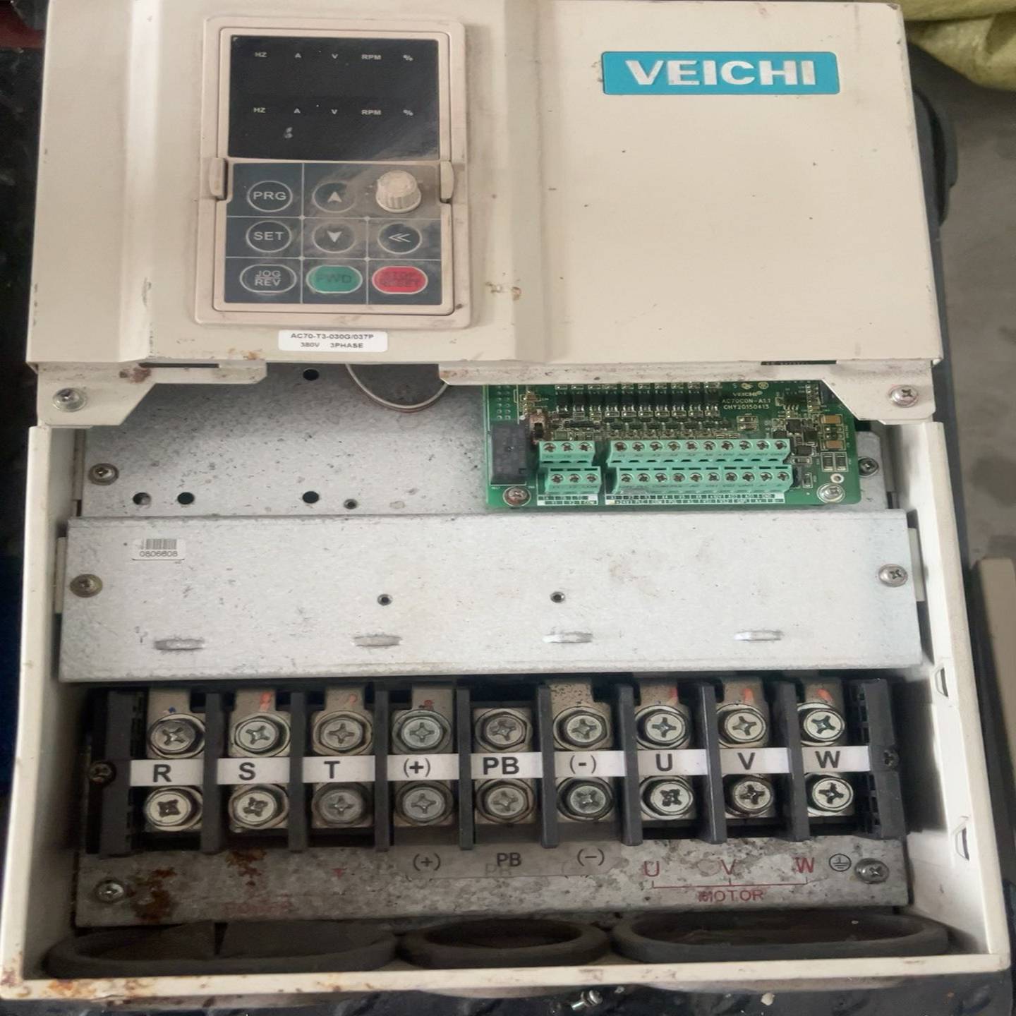 伟创变频器AC70-T3-030G/037P，重载30K{议价}