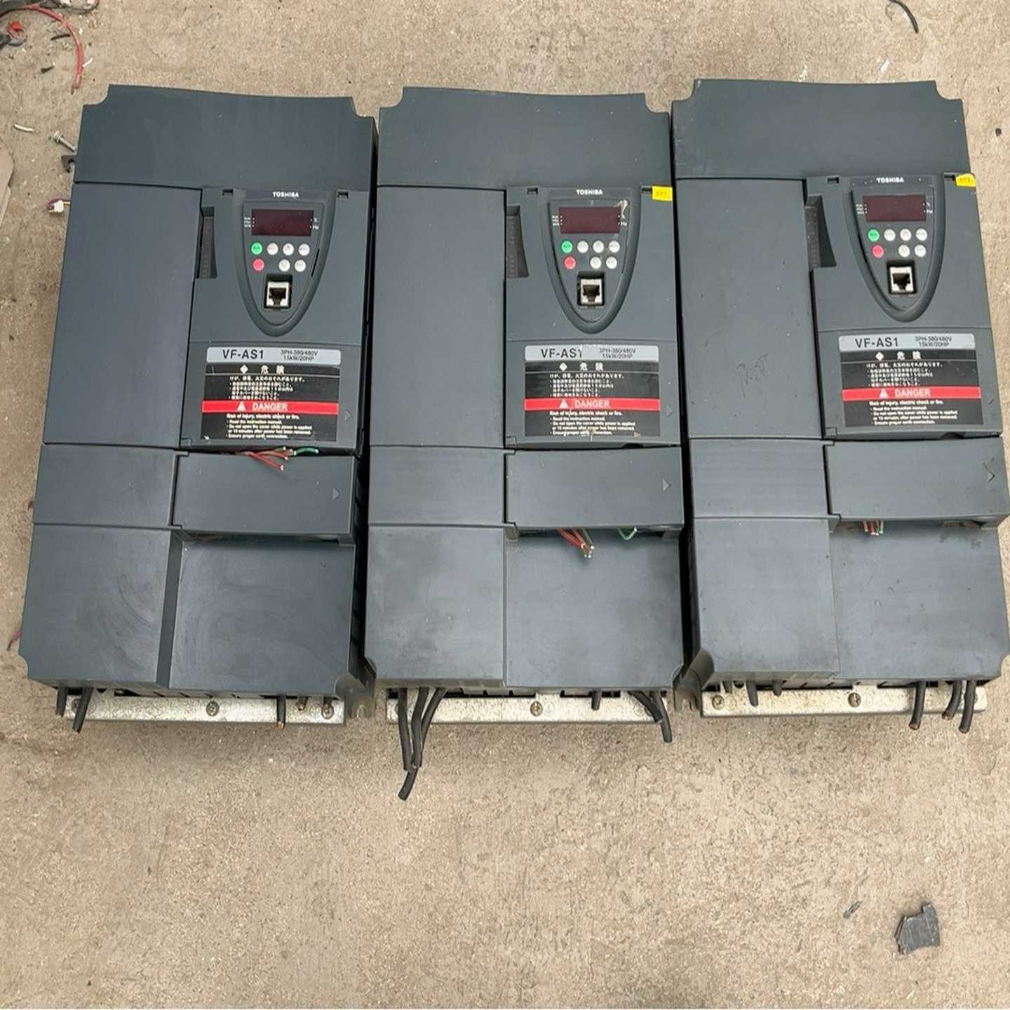东芝变频器VFAS1-4150PL-WN115KW380--议价商品