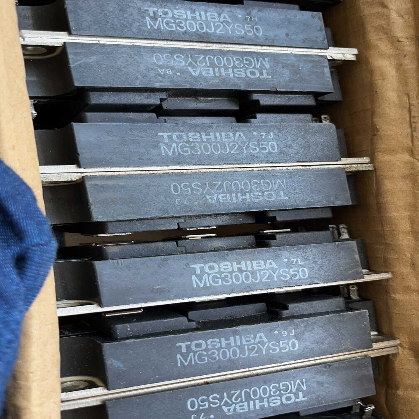 MG300J2Y50。MG200J2丫s50.MG150J2~询价