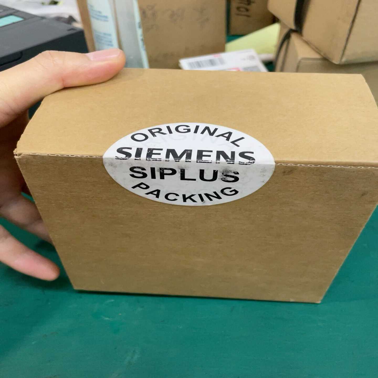 咨询-6AG1961-3BA21-7AX0未拆封一台