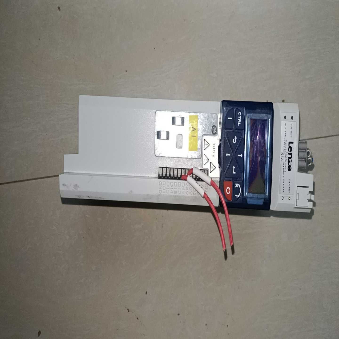 【议价】伦茨变频器318552.2千瓦，面板显示破损，功能。适用