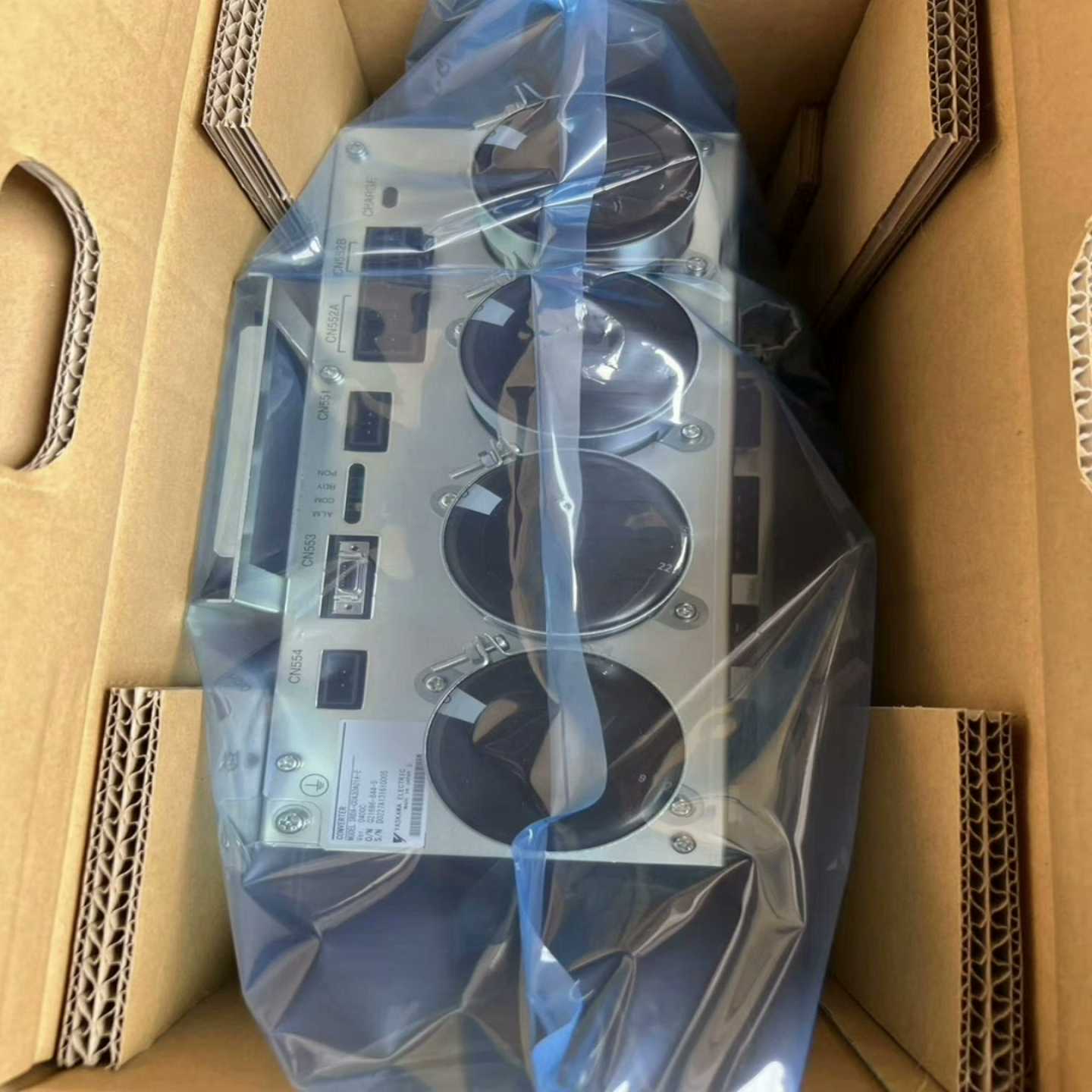 安川机器人配件 DX100控制柜整流器SRDA-C0A30A;议价