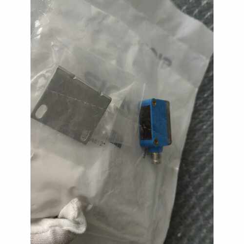 SICK施克GL6G-P4212(GL6G-P4211)带支架适用