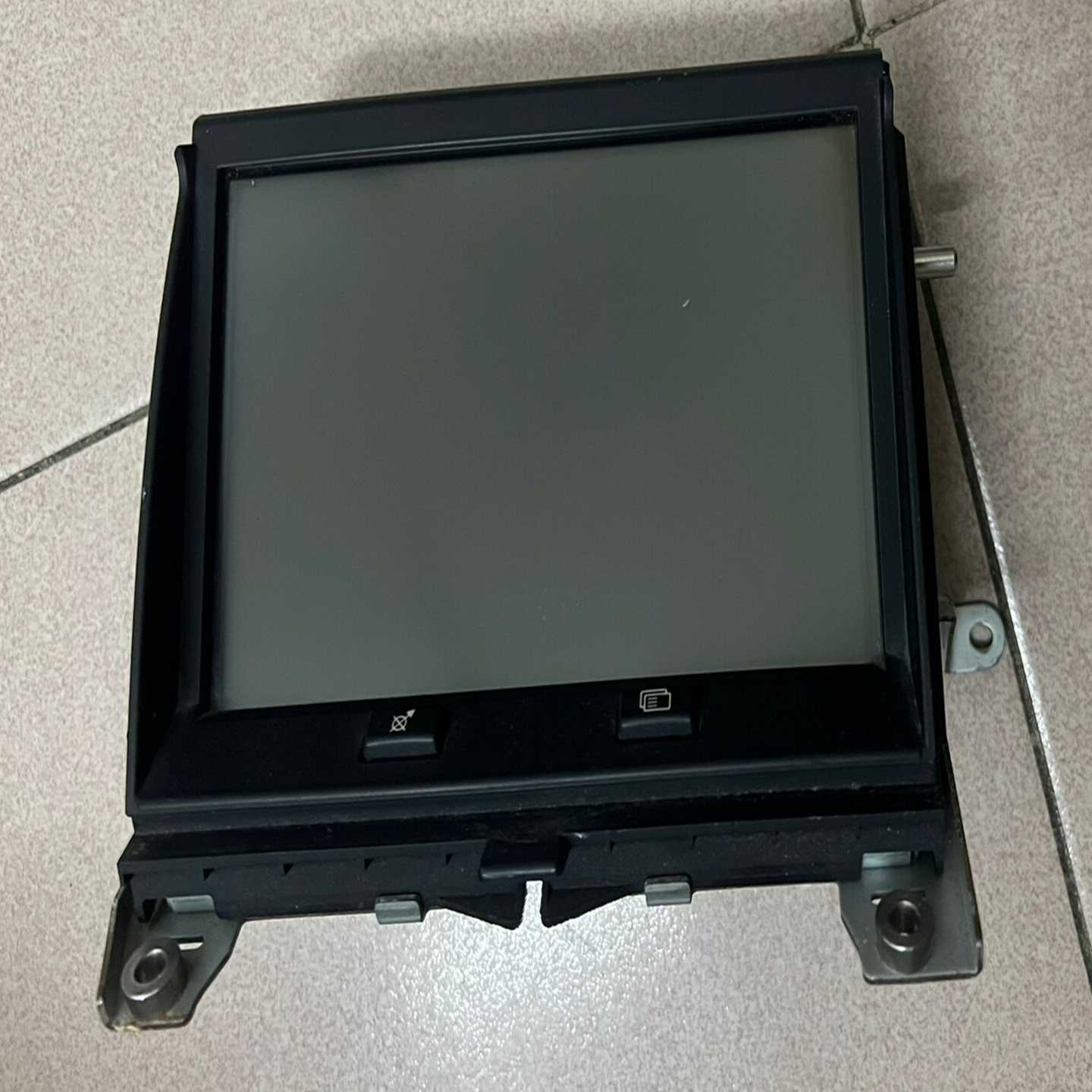 议价路虎发现s3中控屏,触摸屏破裂,液晶显示正常,懂的来,成色