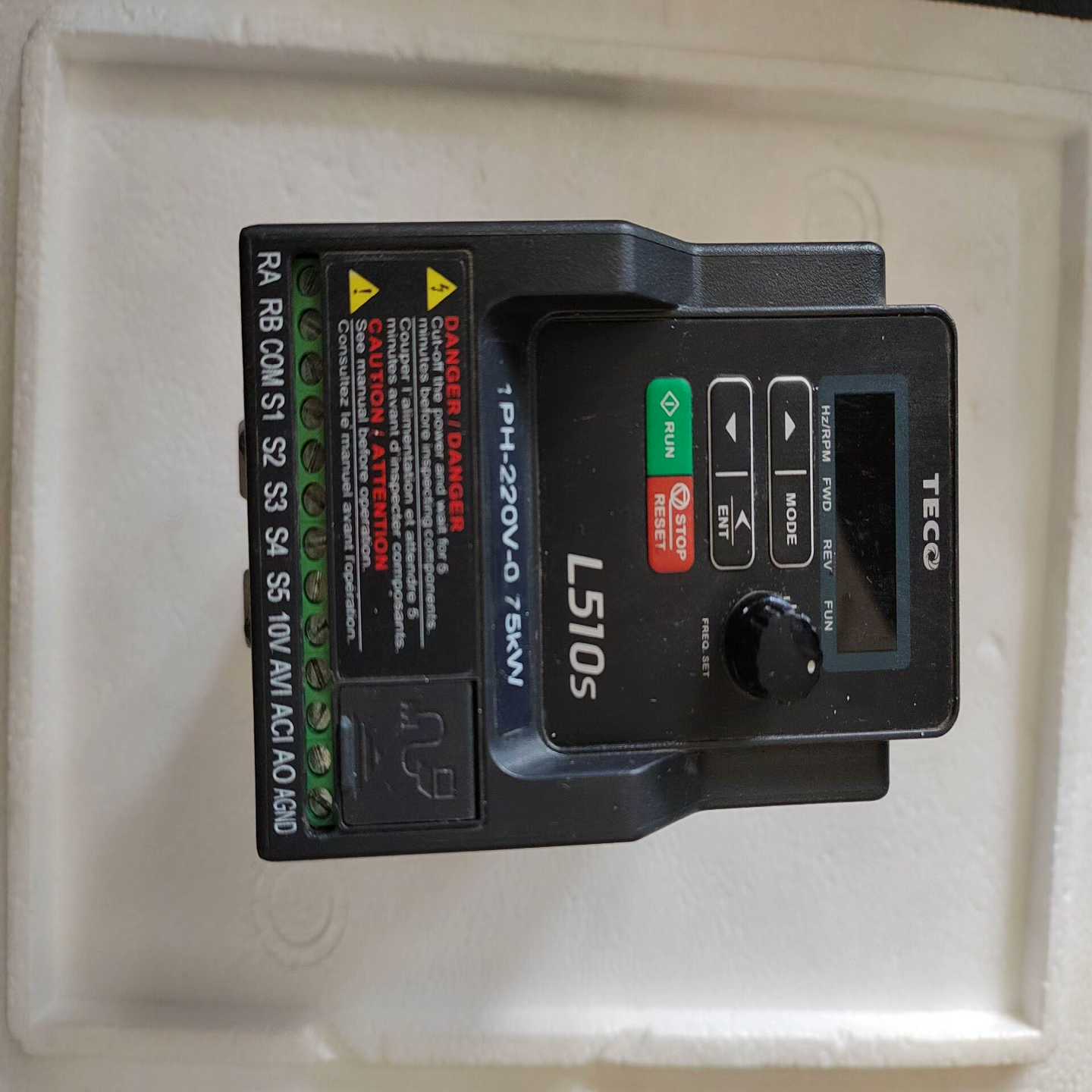 变频器L510-201-SH1-NC实物图功能（零零电子）