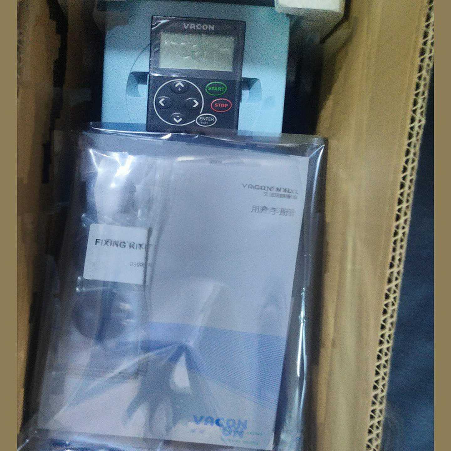 伟肯vacon变频器NXL00095C2H1SSS00AA~询价