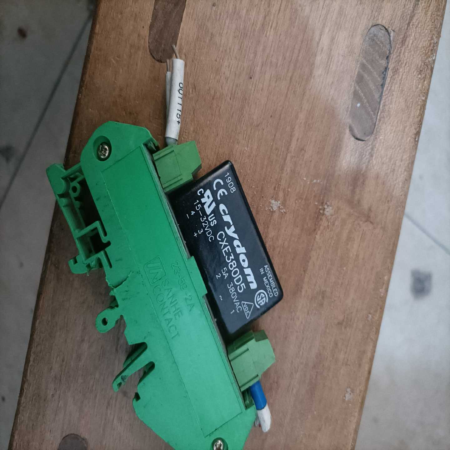 议价CXE380D5带底座进口CRYDOM快达3z80VAC现货/维修