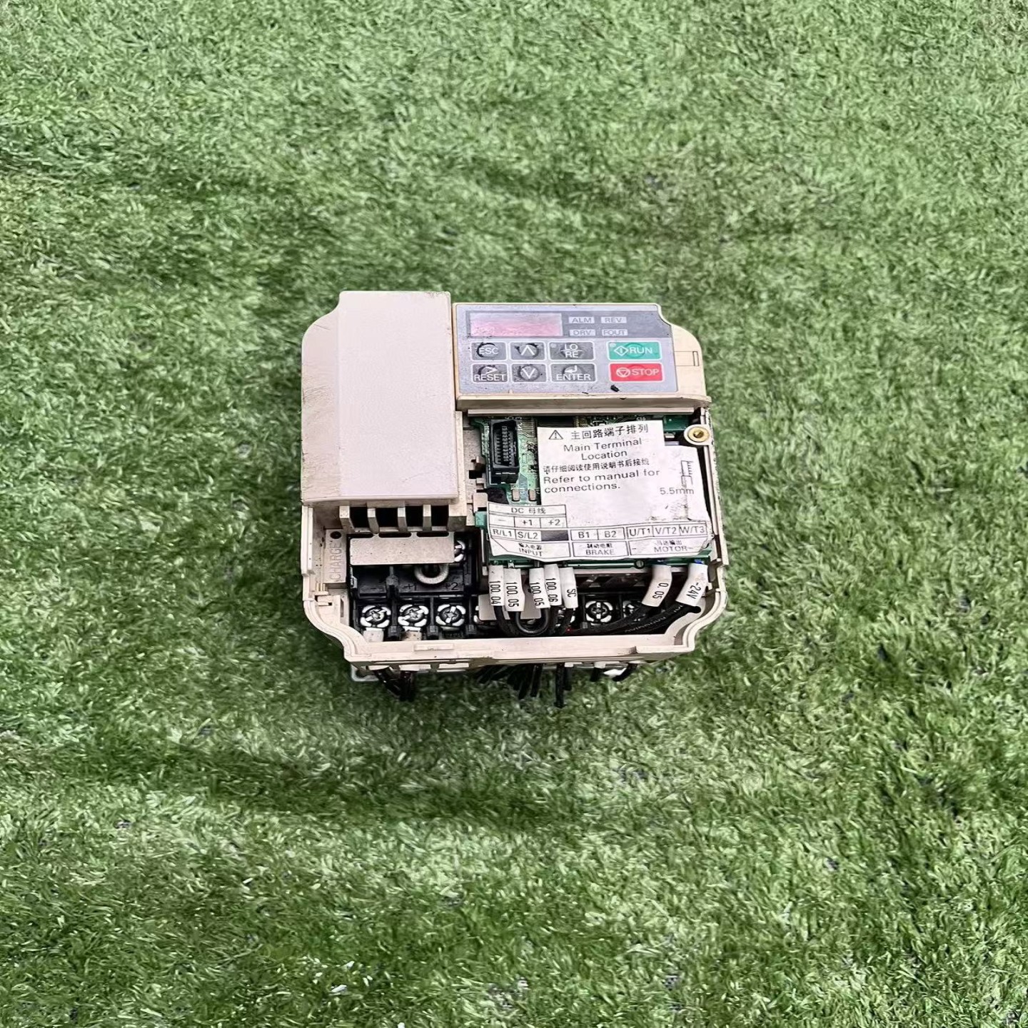 安川变频器型号CIMR-JBBA0010BAA拆机下来的--议价商品