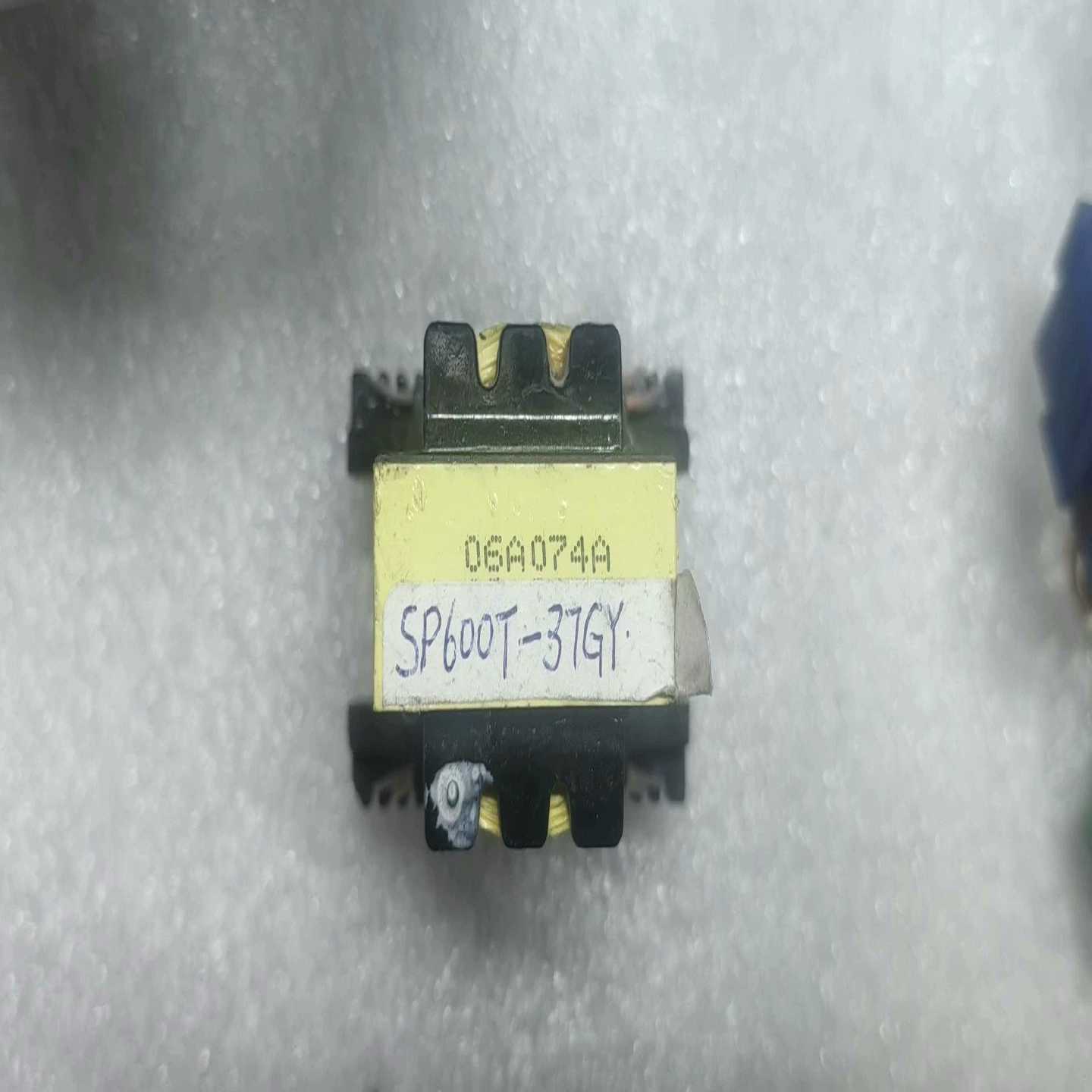 咨询-众辰变频器开关电源变压器06A074Sp600T-3