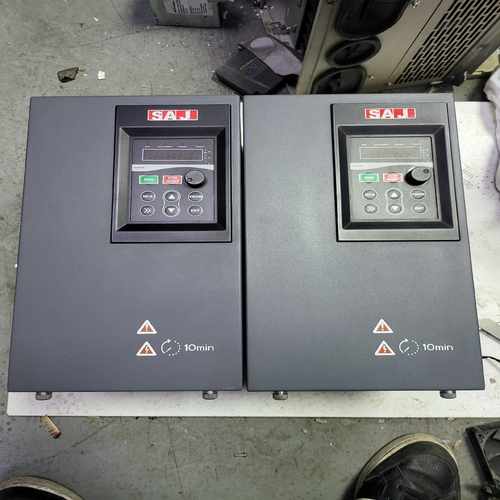 三晶变频器15/18.5KW VM1000-4T015GB/~询价