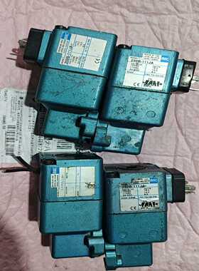 （洋洋设备）MAC电磁阀250B-111JA，3个，还有一个型号看不太清