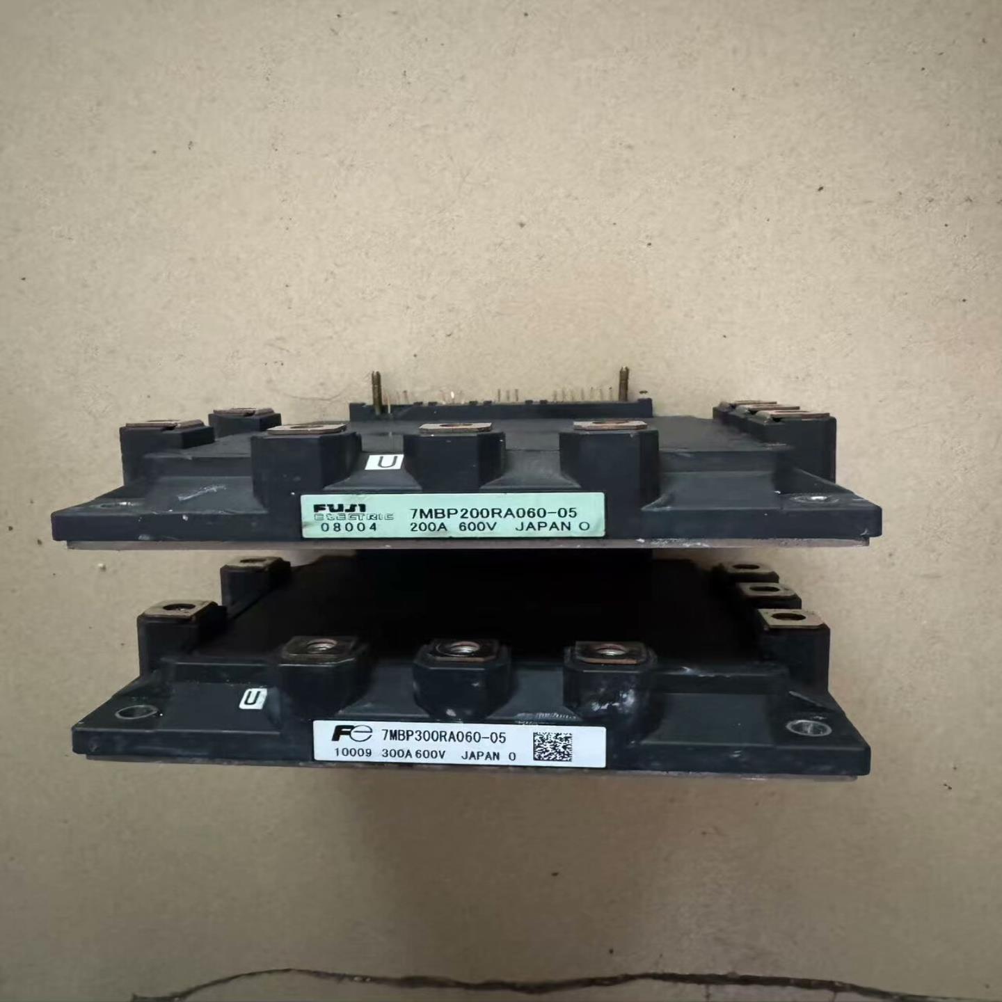 IGBT模块，7MBP300RA060-05，7MBP询价