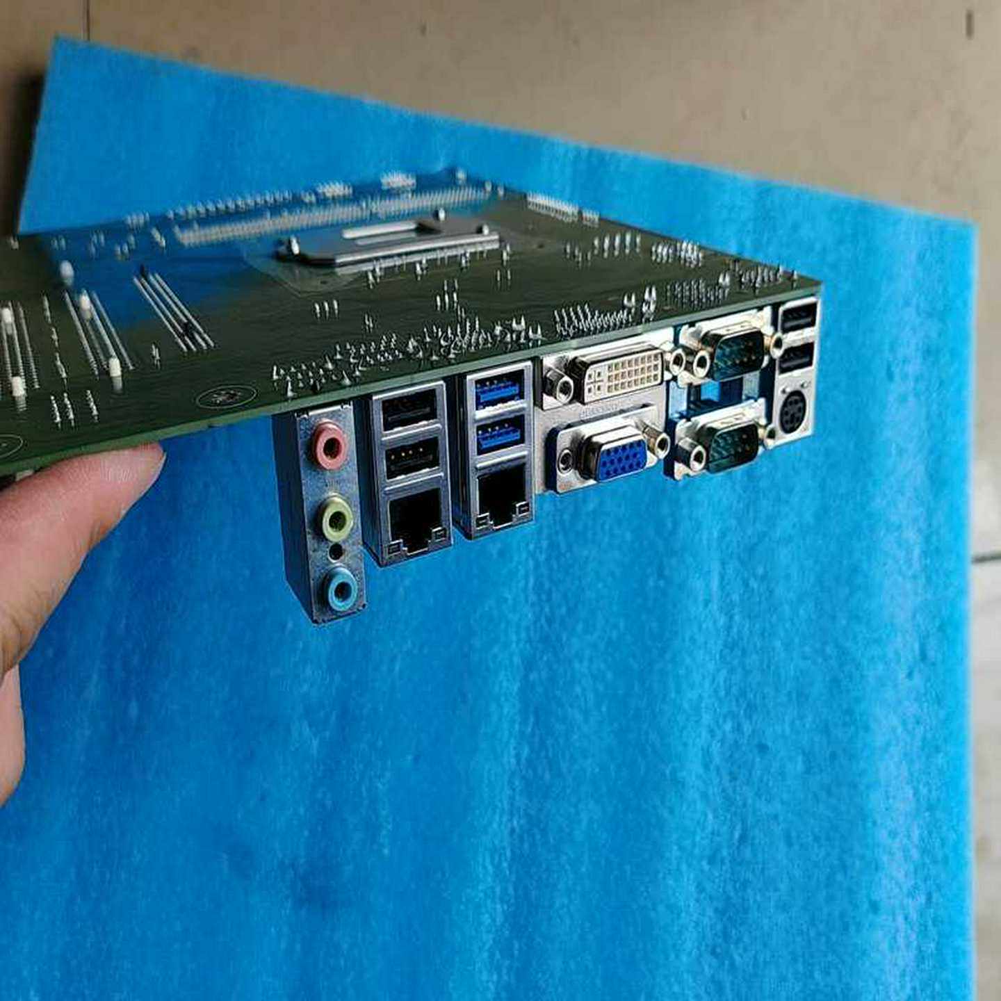 6AV2125-2AE13-0AX0触摸屏接线盒保内~询价