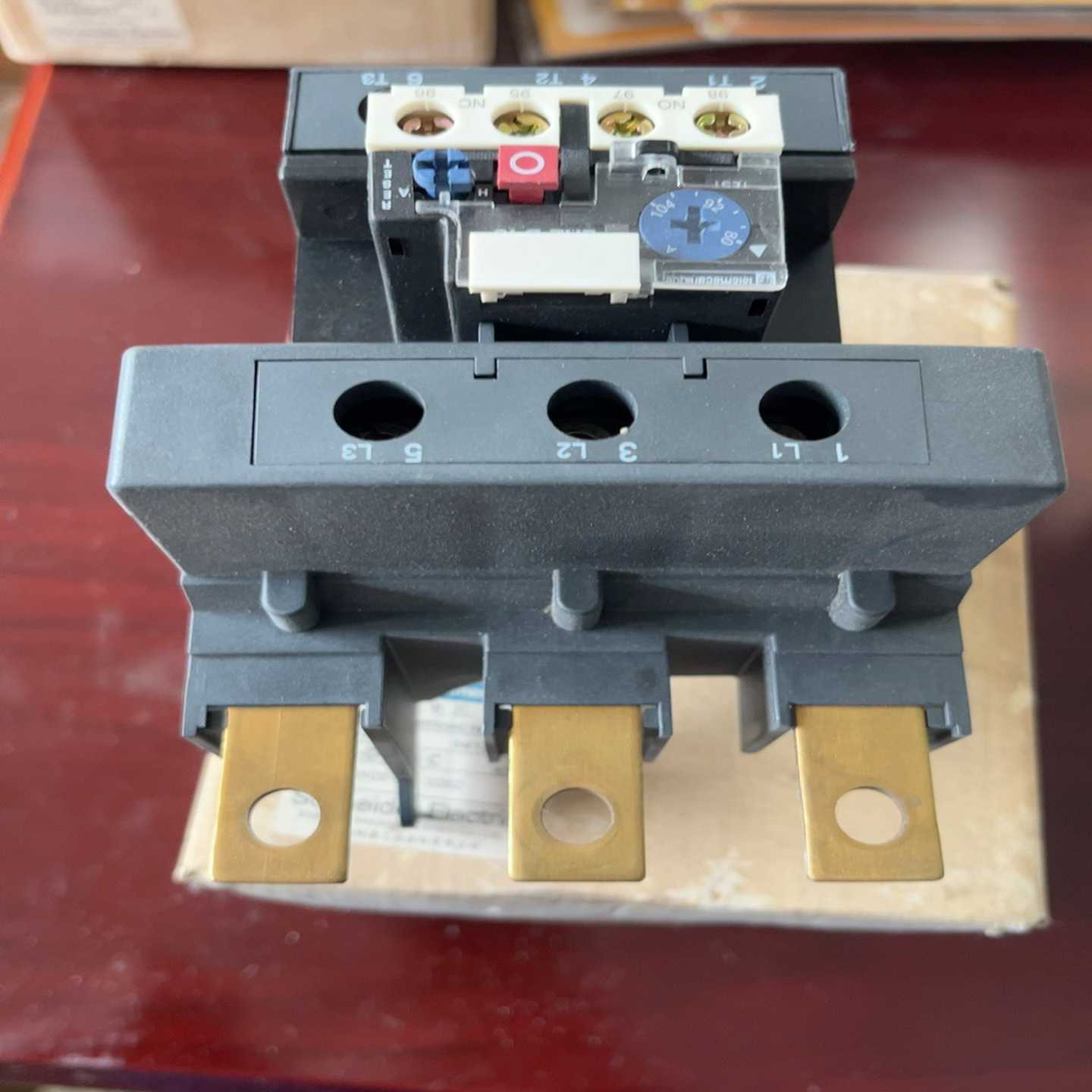 询价~热过载继电器LR2D4365C库存，产品是06