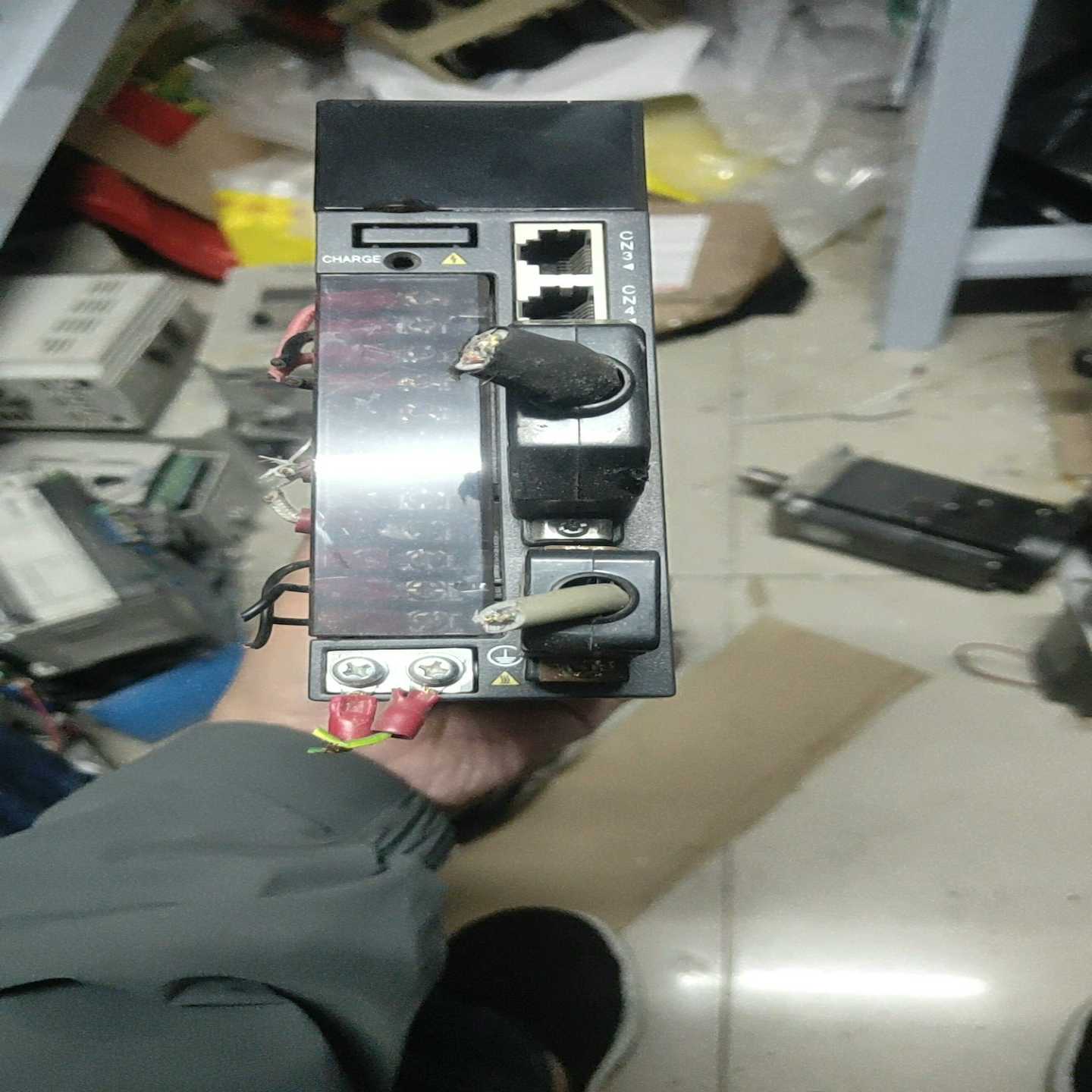 下来的汇川伺服驱动器IS620PS2R8I 400W,~询价