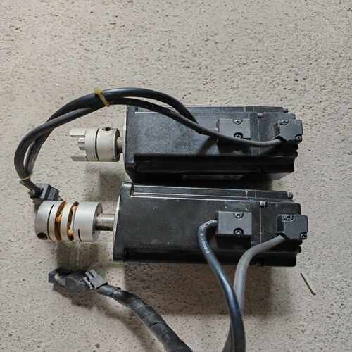 伺服电机750W，ECMA-C20807RS，，