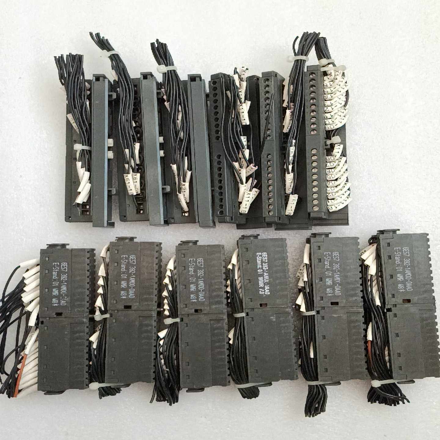 西门子6ES7392-1AJ00-0AA0接线端子--议价商品