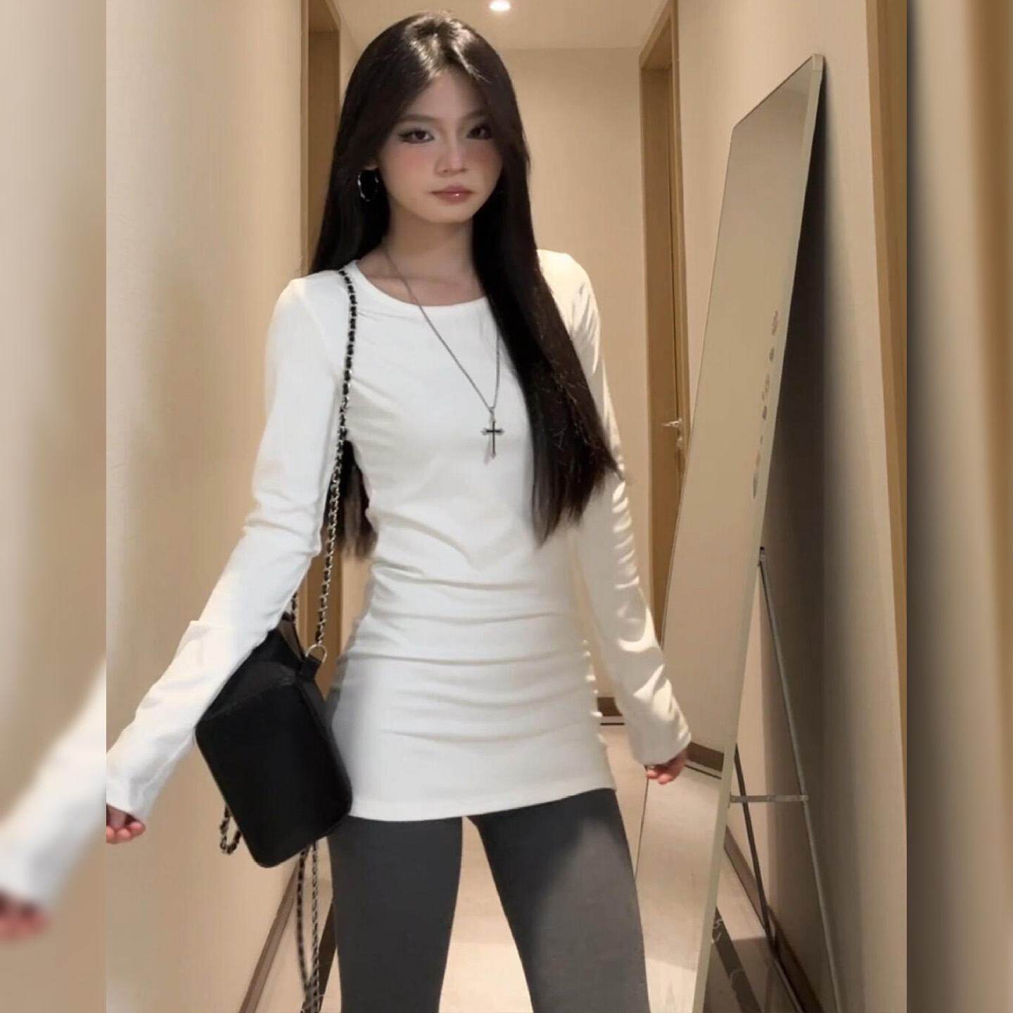 白色打底衫女内搭t恤长袖秋冬修身2025新款加绒遮屁股中长款上衣