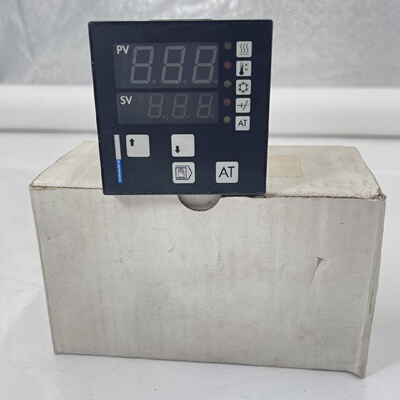 GROSSENBACHER VCM134RE TEMPERATURE CONTROLLER 100240VAC NEW