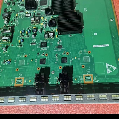 华为LE0MX4UXCS930393069312业务板卡4端口万兆LE02X4UXC询议价