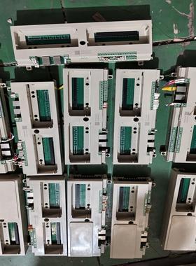 上海新华DCS底座，拆机成色新，带绿色PCB板和接线端子，型--议价