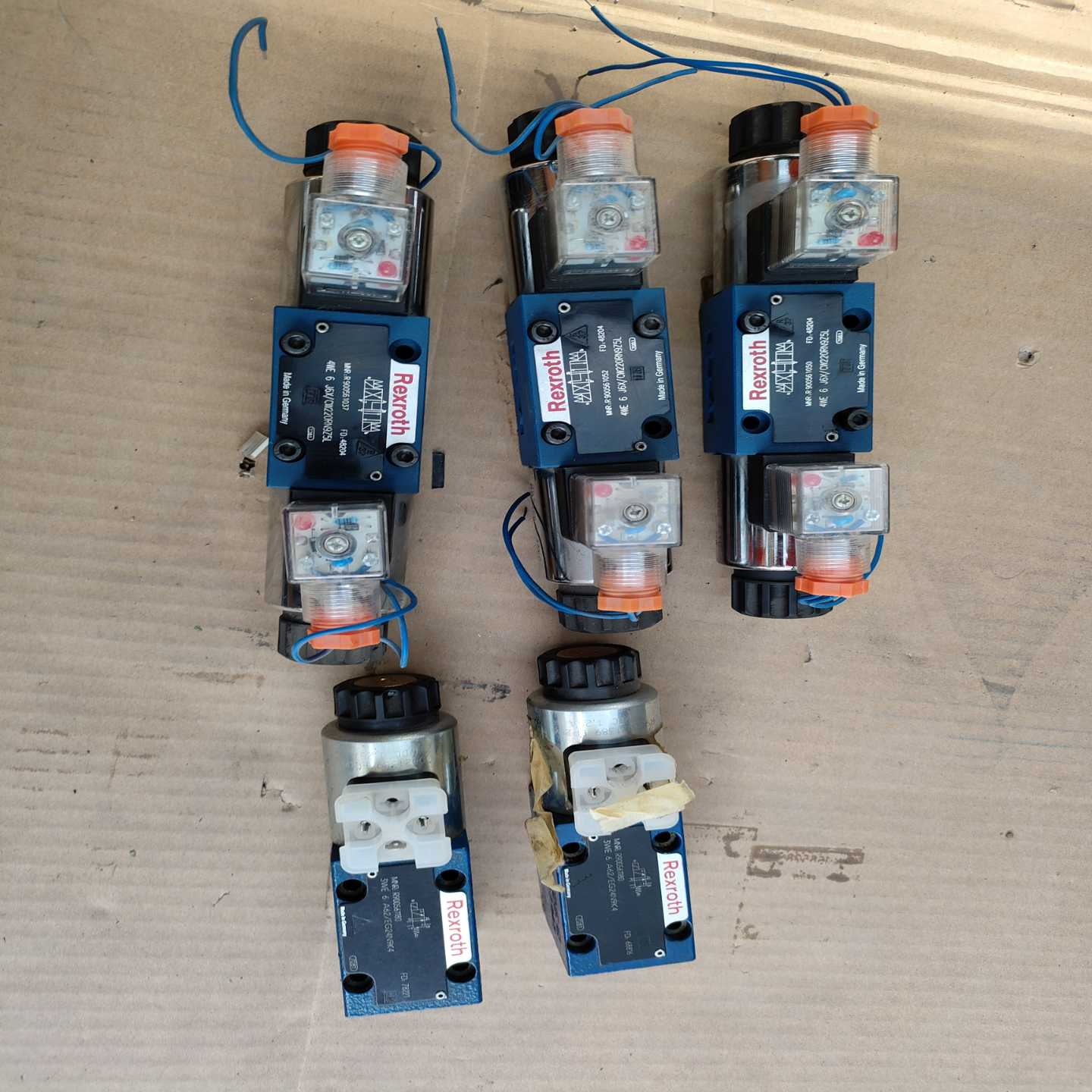 力士乐Rexroth4WE6J6x/CW220RN9Z--议价商品