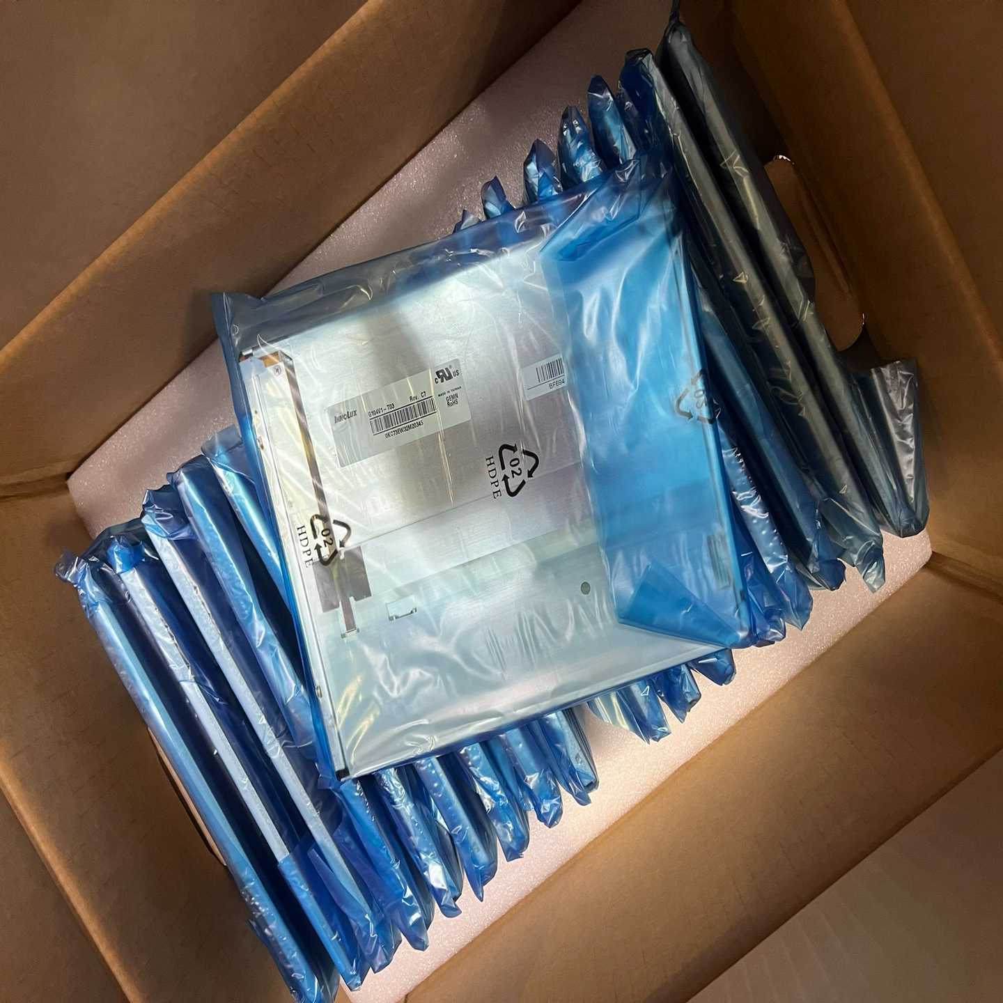 全新Innolux群创屏幕，型号G104V1-T03，包装完--议价商品