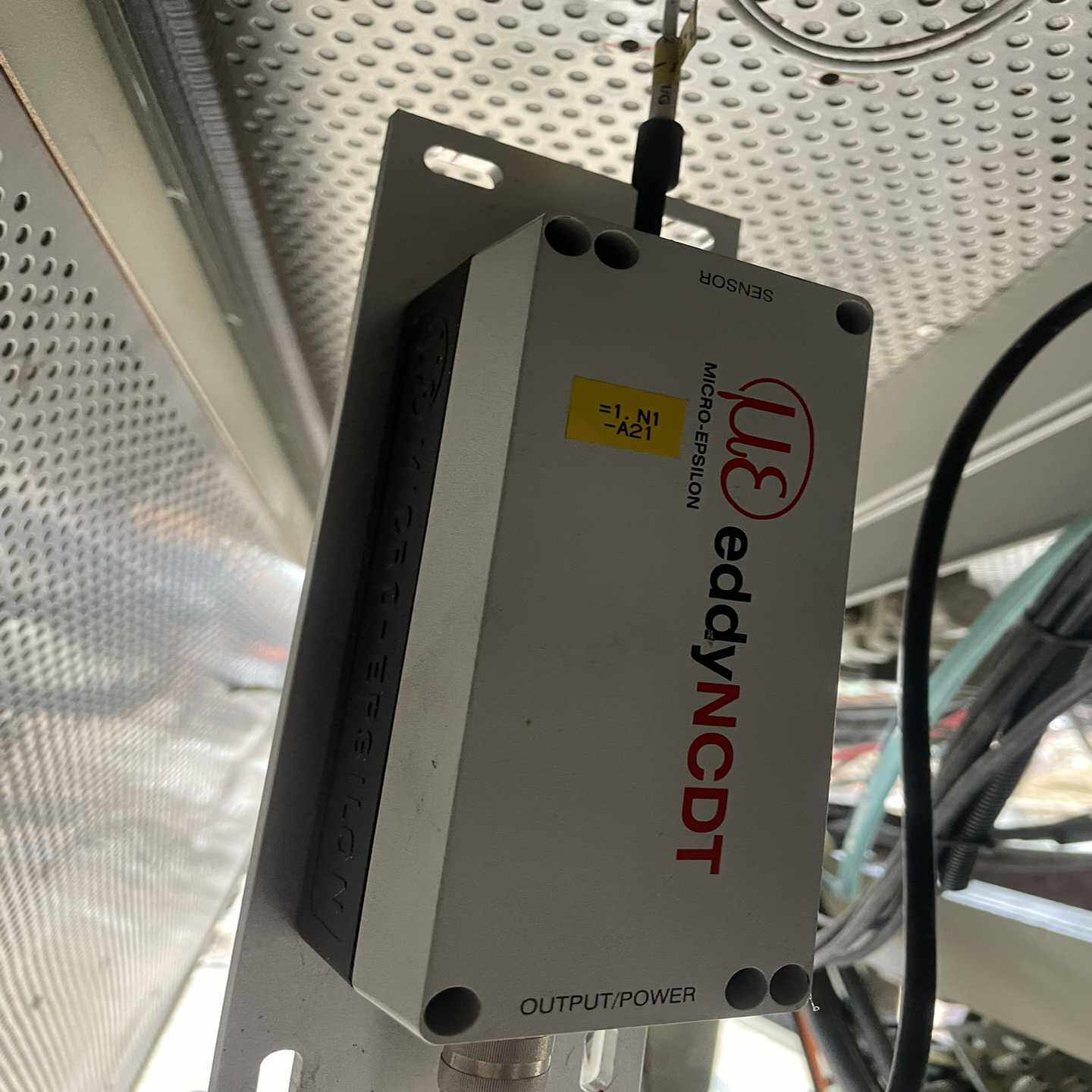 咨询-米铱电容式位移传感器dt3010-a！